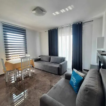 Apartment Era Palace *