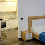 아파트 Era Palace