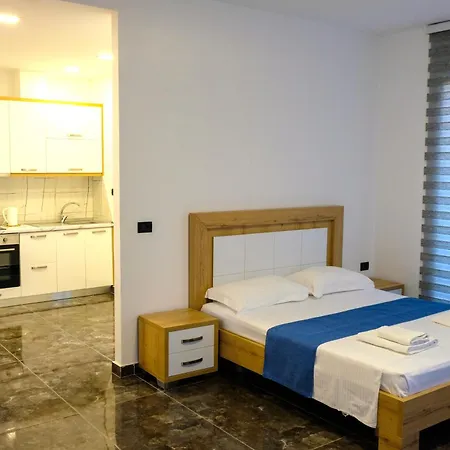 Era Palace Apartman *